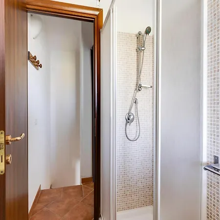 Apartmán With Air Conditioning And Shared Pool